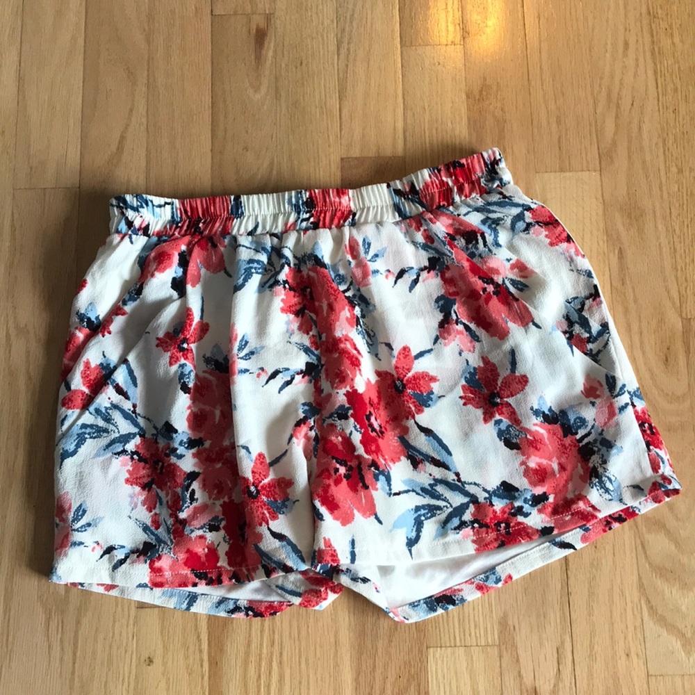 Bishop & young pullon shorts, size small, 14” long
